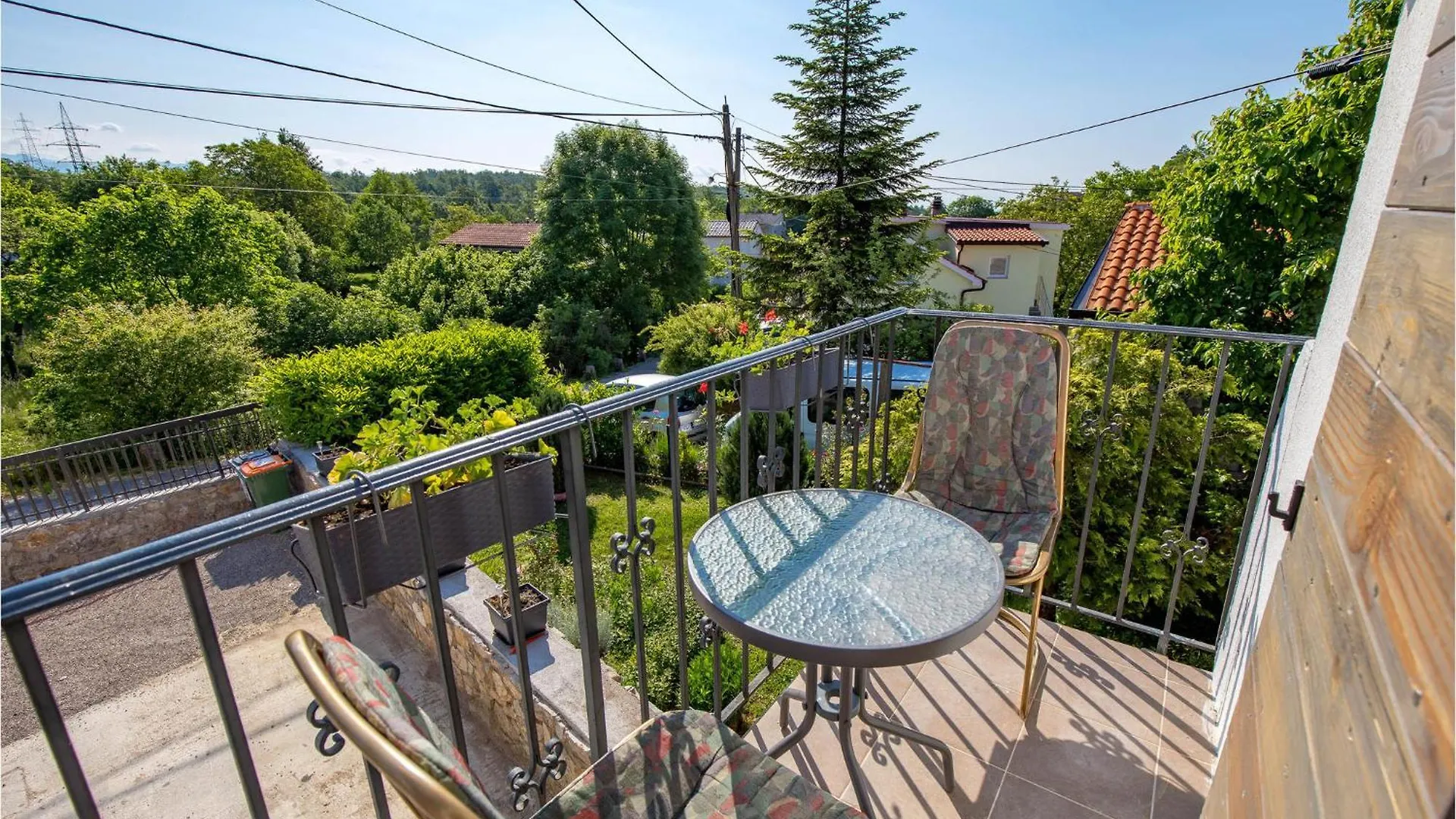 1 Bedroom Beautiful Home In Jurdani 0*,
