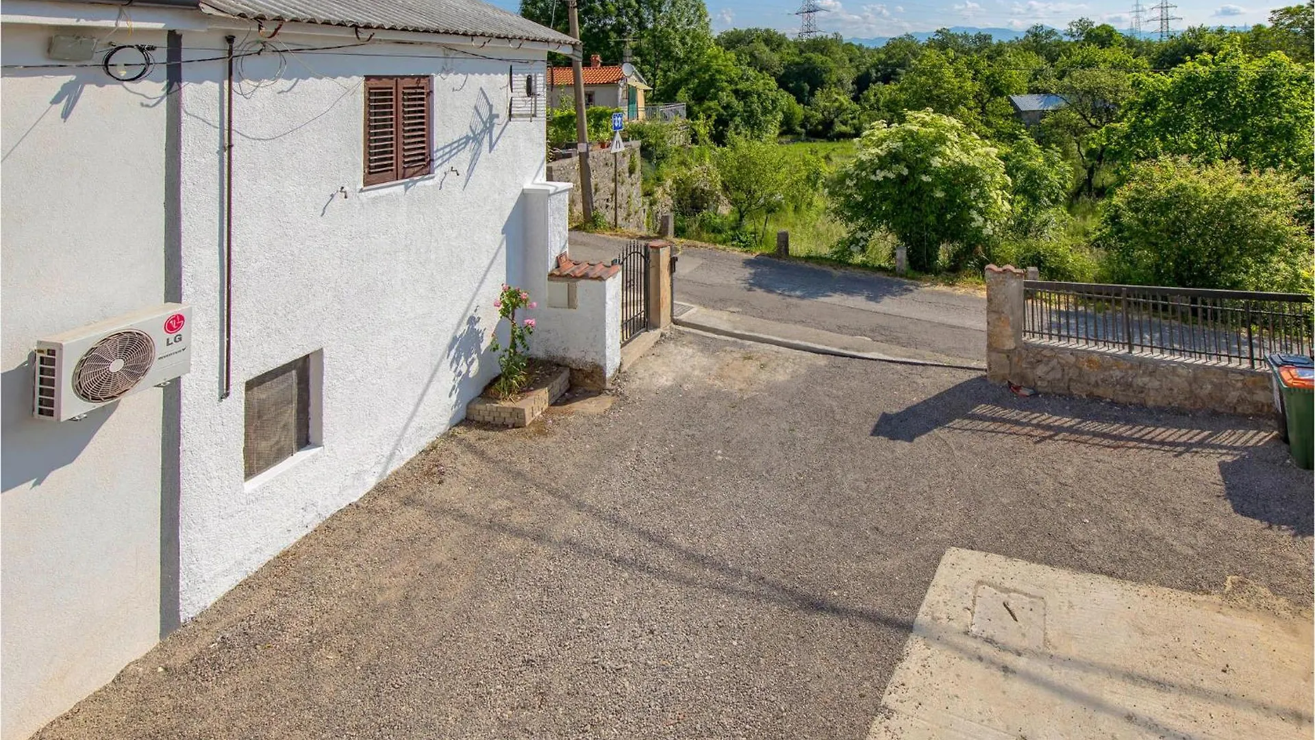 Holiday home 1 Bedroom Beautiful Home In Jurdani